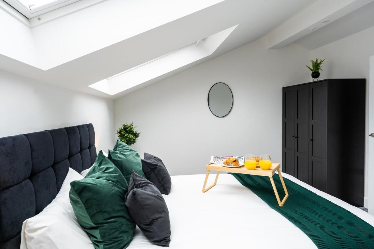 Hosta Group - Prestige 1 Bed Apartment - The Olive Cambridge Exterior foto